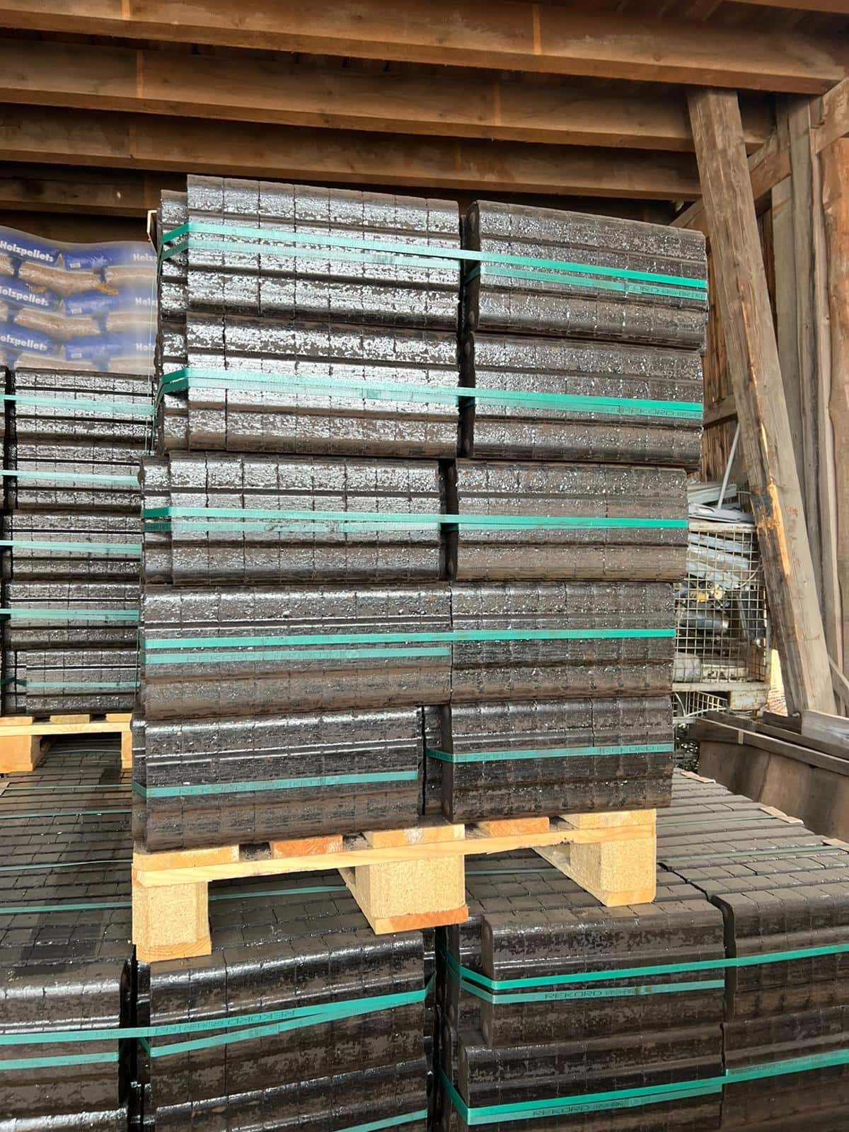 REKORD Kohlebriketts Palette mit 1.000 kg